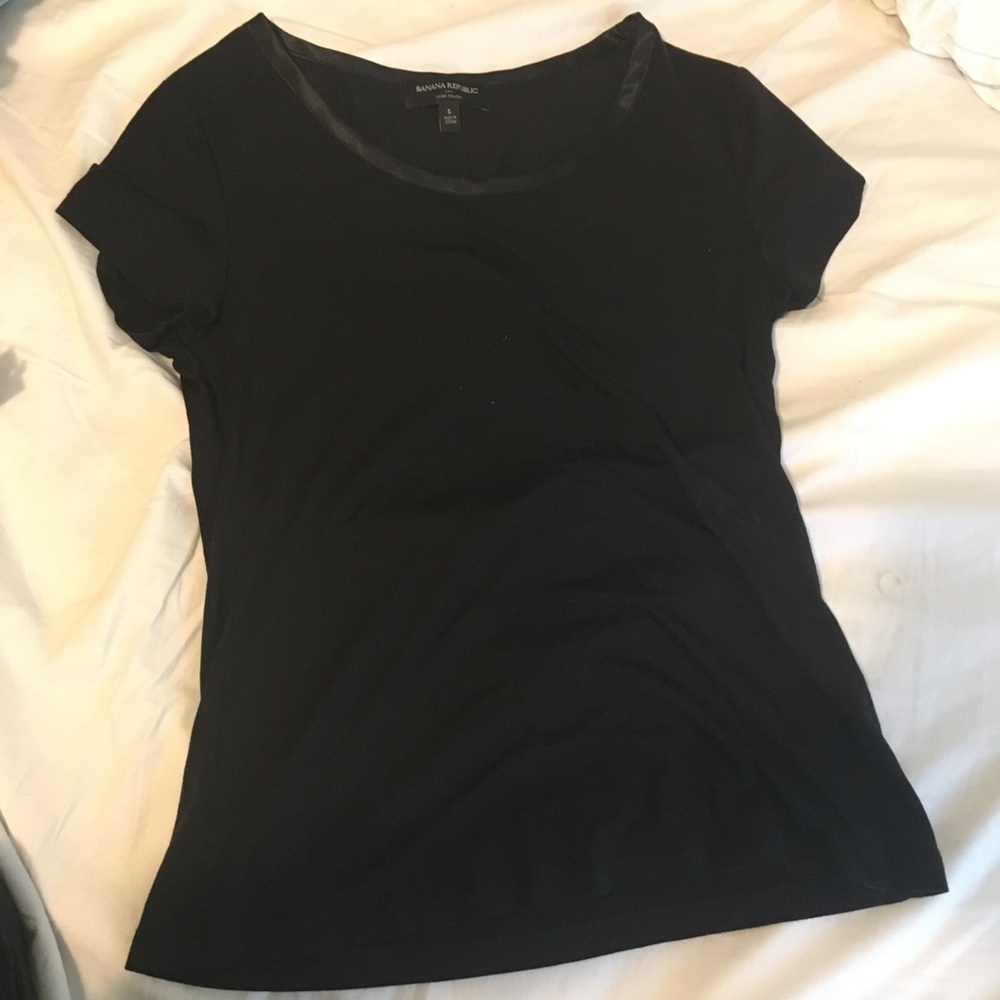Banana Republic Black t-shirt